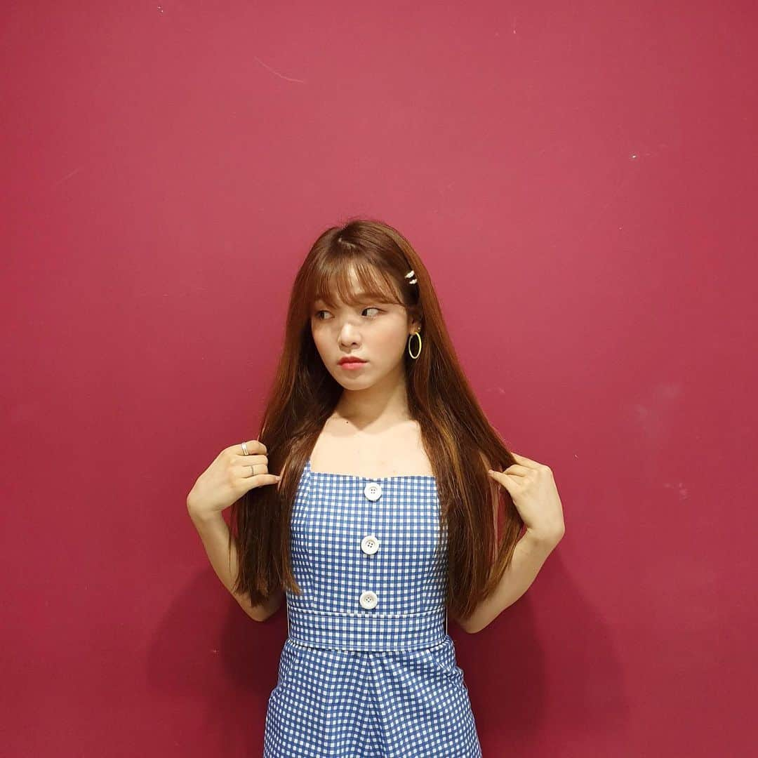 OH MY GIRLさんのインスタグラム写真 - (OH MY GIRLInstagram)「📷📸 씅씅  #오마이걸 #OHMYGIRL #승희 #BUNGEE #번지」8月28日 21時00分 - wm_ohmygirl