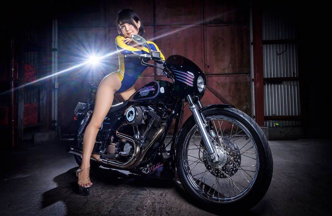 九条ねぎ あぴるさんのインスタグラム写真 - (九条ねぎ あぴるInstagram)「🏍 @ucc_aida ‪ #realise‬ #競泳水着 #japanesegirl  #model #bikegirl #asiangirls #badonkadonk #グラビア #撮影」8月28日 21時13分 - negi_kujyo