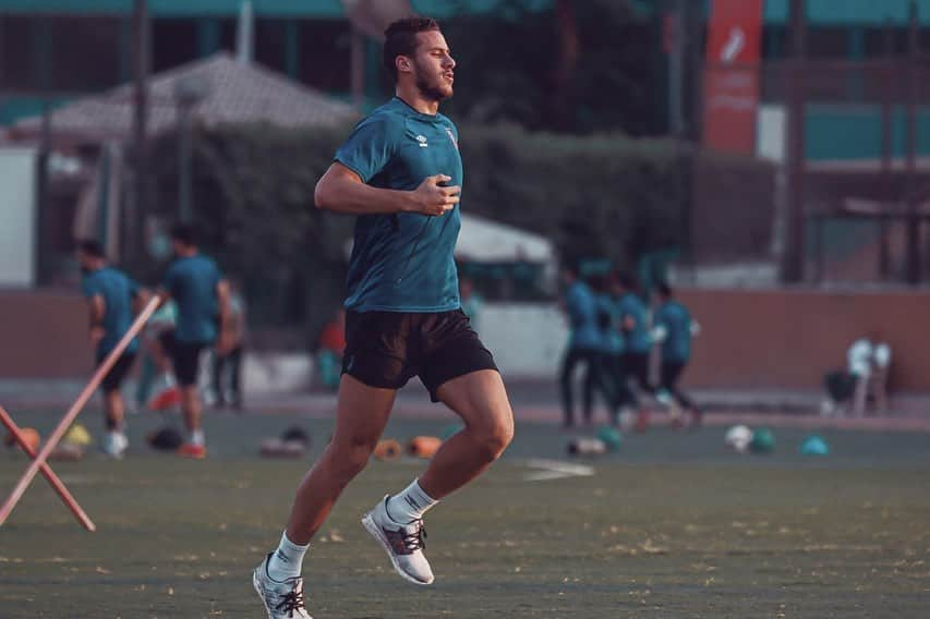 ラマダン・ソビーさんのインスタグラム写真 - (ラマダン・ソビーInstagram)「🏃‍♂️🏃‍♂️」8月28日 21時24分 - ramadansobhi51