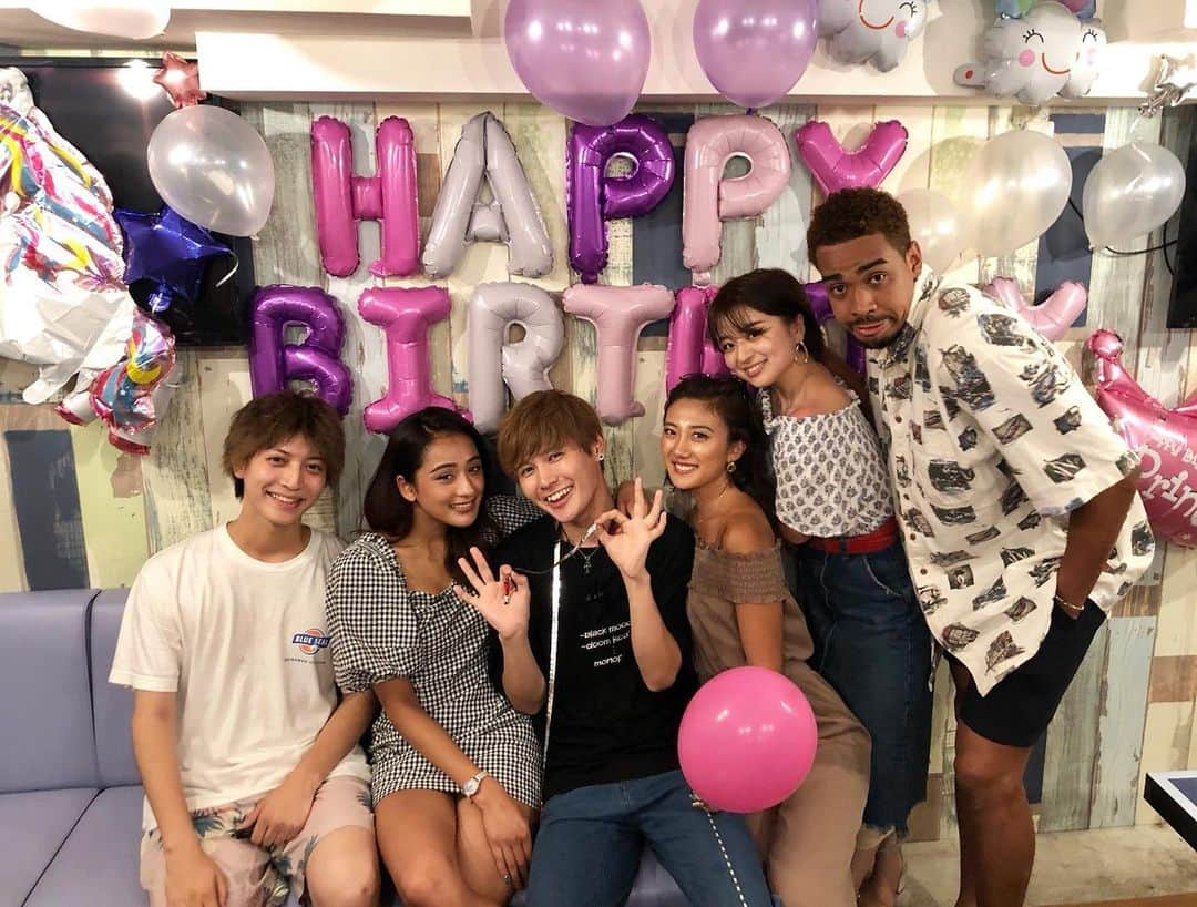 福田愛大さんのインスタグラム写真 - (福田愛大Instagram)「遅れたけど。。わら 🎊🎊マヤおめでとう🎊🎊 幸せな年にしてください🐒❤️ #マイシスター #happybirthday」8月28日 21時52分 - aiofukuda_