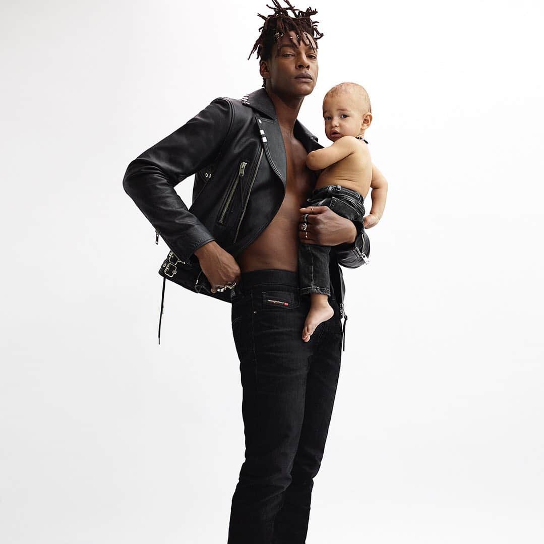 ディーゼルのインスタグラム：「Baby’s skin was the utmost softness – until Velvet Denim arrived. . . #DieselDenim #VelvetDenimForSofties #DieselForSofties」