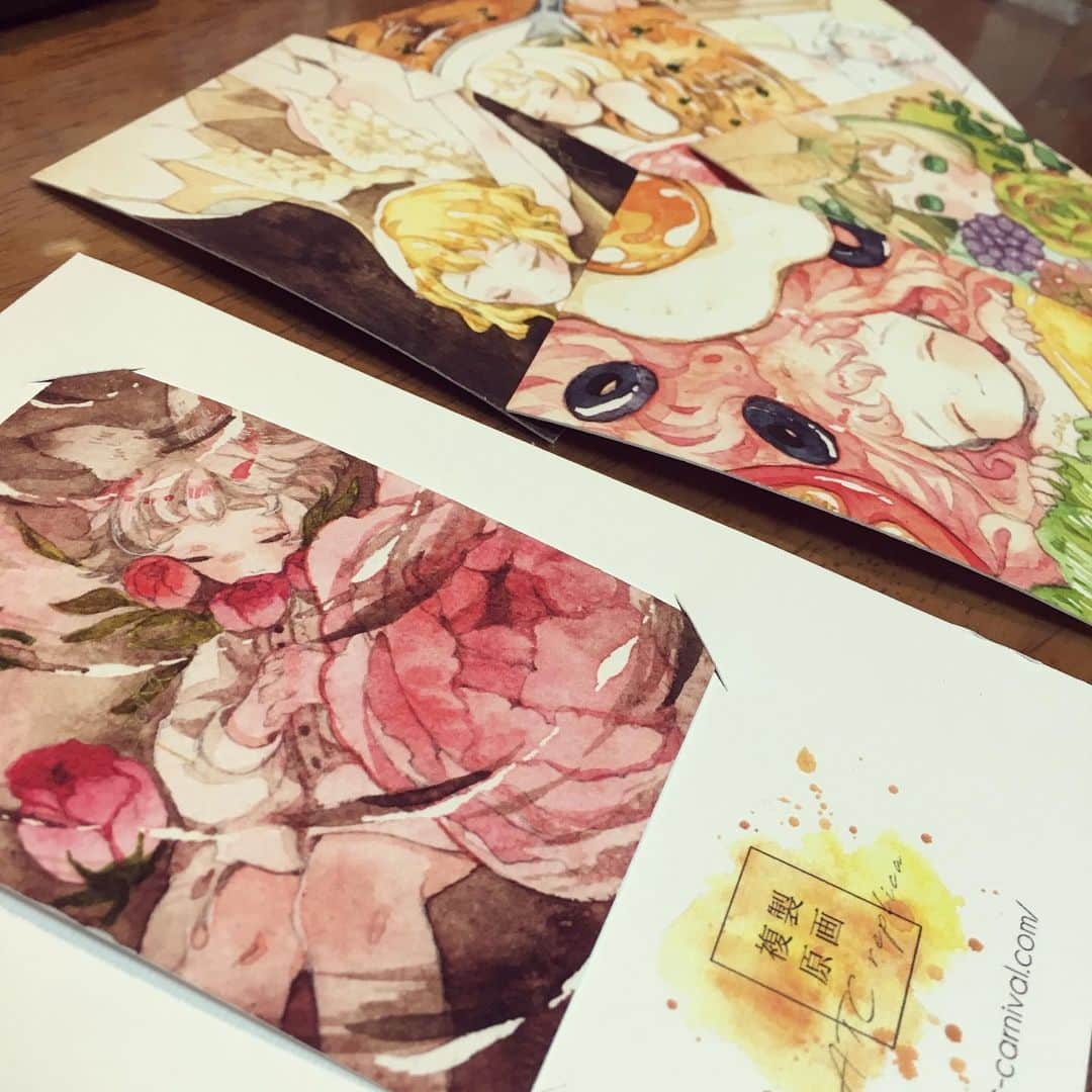 ぱた（Pata）さんのインスタグラム写真 - (ぱた（Pata）Instagram)「新作ATCの複製原画が届きました。個展にて発売開始です！今回も再現度がやばい… #きみを食む」8月28日 22時14分 - pata_riku