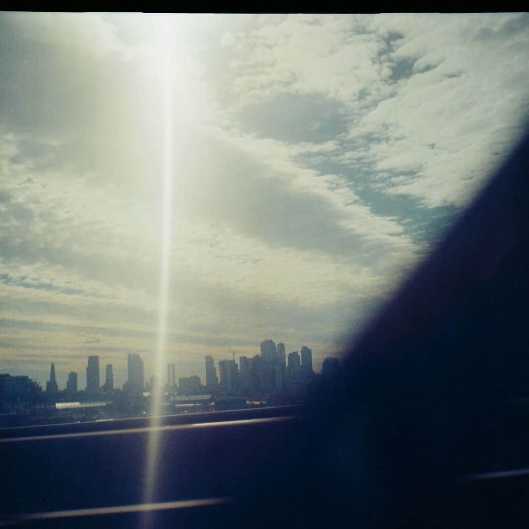 北嶋徹さんのインスタグラム写真 - (北嶋徹Instagram)「やっと音が仕上がったので ニューヨークへ、、、 データだけ送り届けました。 自分の意識から解放される1番嬉しい瞬間です☺️ 今回仕上げてくれるのはCHRIS GEHRINGER。  また行きたいなぁ 皆さんも行きたい場所ありますか  Instagram Trip to NY」8月28日 22時21分 - tk_snsfakeshow