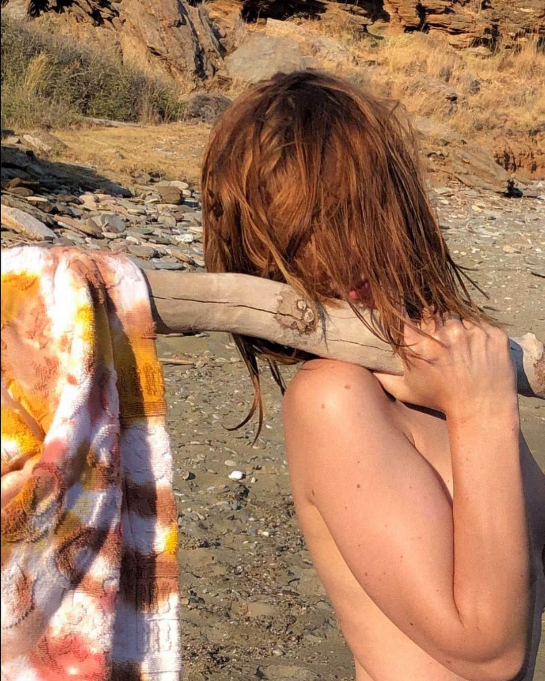 アメリーピシャールさんのインスタグラム写真 - (アメリーピシャールInstagram)「« Living my naked life »」8月28日 22時21分 - ameliepichard