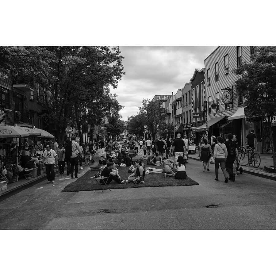 ballerina projectさんのインスタグラム写真 - (ballerina projectInstagram)「In January of 1996 I moved to New York City. Today I will be moving back to my hometown and starting another chapter. NYC was one of the original elements that inspired the Ballerina Project and was a backdrop for a number of our images. It is bittersweet leaving this city after all this time. The first image of this collection was photographed on my first day in New York City back in January of 1996. #ballerinaproject #ballerinaproject_」8月28日 22時32分 - ballerinaproject_