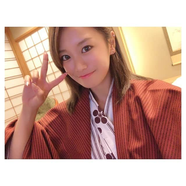 福本愛菜さんのインスタグラム写真 - (福本愛菜Instagram)「来週9/5(木)午後4時からのサンテレビ『4時キャッチ』に出るよ🥰 . この間のロケの様子が見れます🧖‍♀️♨️ . 美味しい食べ物にお酒に温泉🧡. 是非見てね🤭💕 . #サンテレビ #4時キャッチ #温泉街 #地酒 #幸せ」8月28日 22時36分 - aina_fukumoto