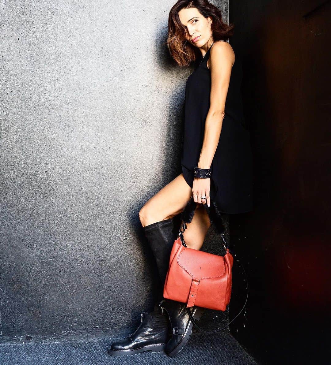 エンリーベグリンのインスタグラム：「Shop New Arrivals from Henry Beguelin.  #henrybeguelin#newcollection#autumn#winter#2020#vegetaltannedleather#bags#shoes#accessories#」
