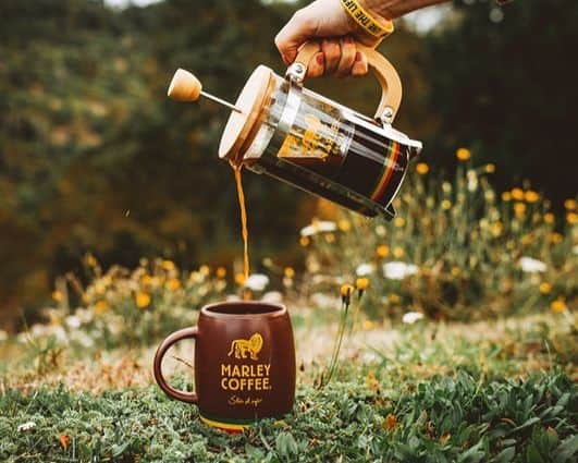 ボブ・マーリーさんのインスタグラム写真 - (ボブ・マーリーInstagram)「WAKE UP AND LIVE! It's a new day... start it right. #marleycoffee #linkinbio @marleycoffee @marleycoffee.chile」8月28日 23時00分 - bobmarley