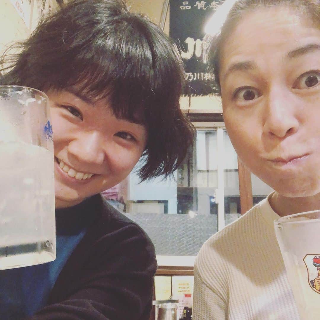 相馬有紀実のインスタグラム：「昨日は休演日。休演日があっても休肝日はありませんっ❤️ 公演ないのに共演者の前野さんと日本酒を(o^^o)（笑）！ さて後半戦スタートしました！ ぜひぜひ見にきてください╰(*´︶`*)╯」