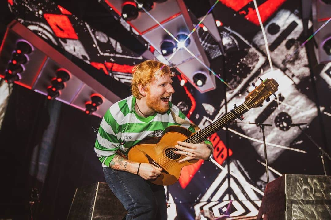 エド・シーランさんのインスタグラム写真 - (エド・シーランInstagram)「Ipswich night #4 ! 📸 @zakarywalters #dividetour」8月28日 23時28分 - teddysphotos