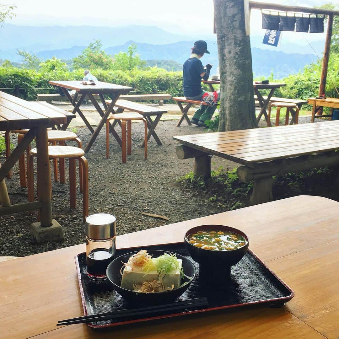散歩の達人さんのインスタグラム写真 - (散歩の達人Instagram)「山登りのご褒美。 Tofu meal at Mount Takao. #yummy #summer #高尾山 #東京 #mountains #takao #tokyo #散歩の達人」8月28日 23時31分 - san_tatsu