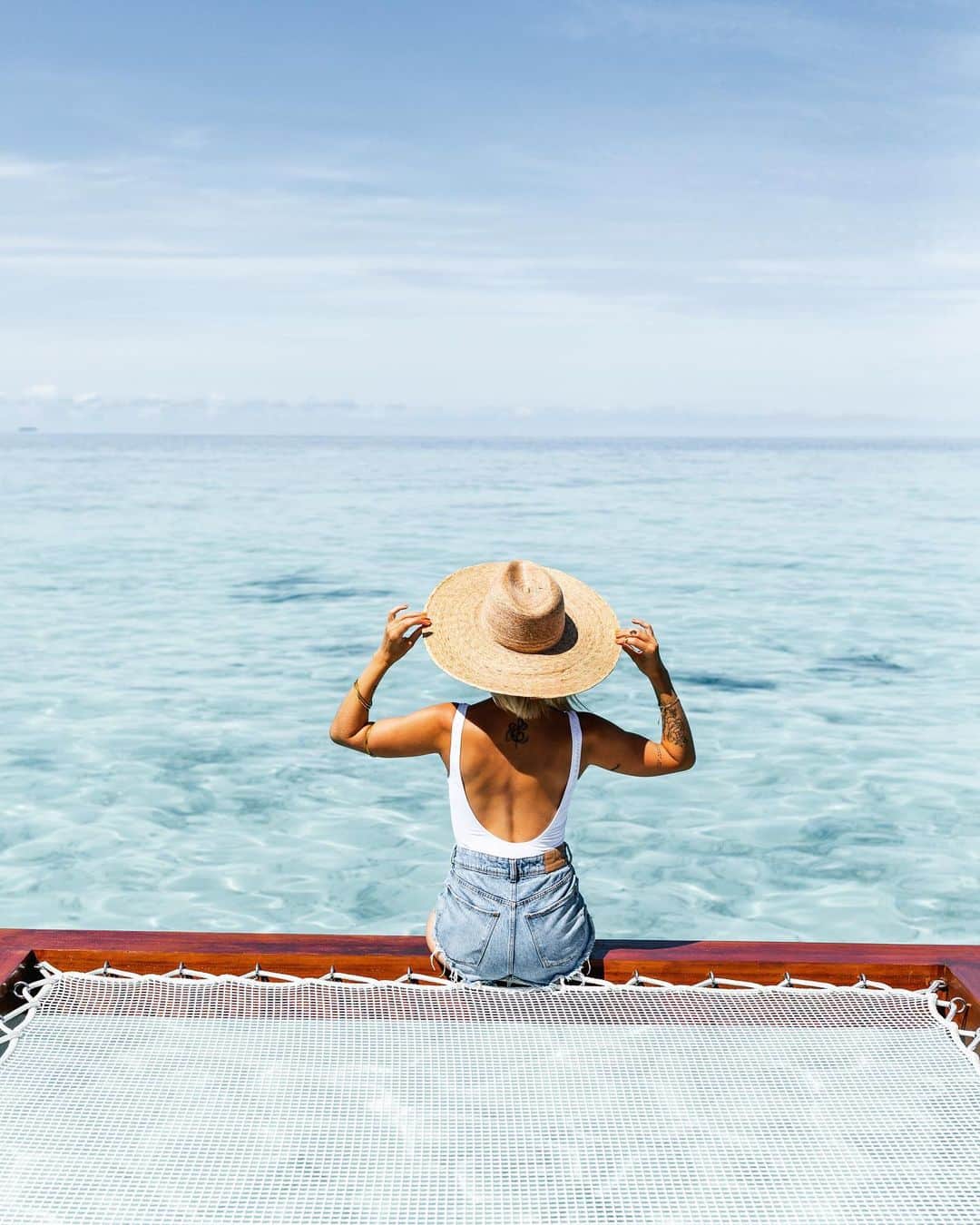 リリー＝ローズ・メロディのインスタグラム：「Do not disturb 💦 #lilyinmaldives」