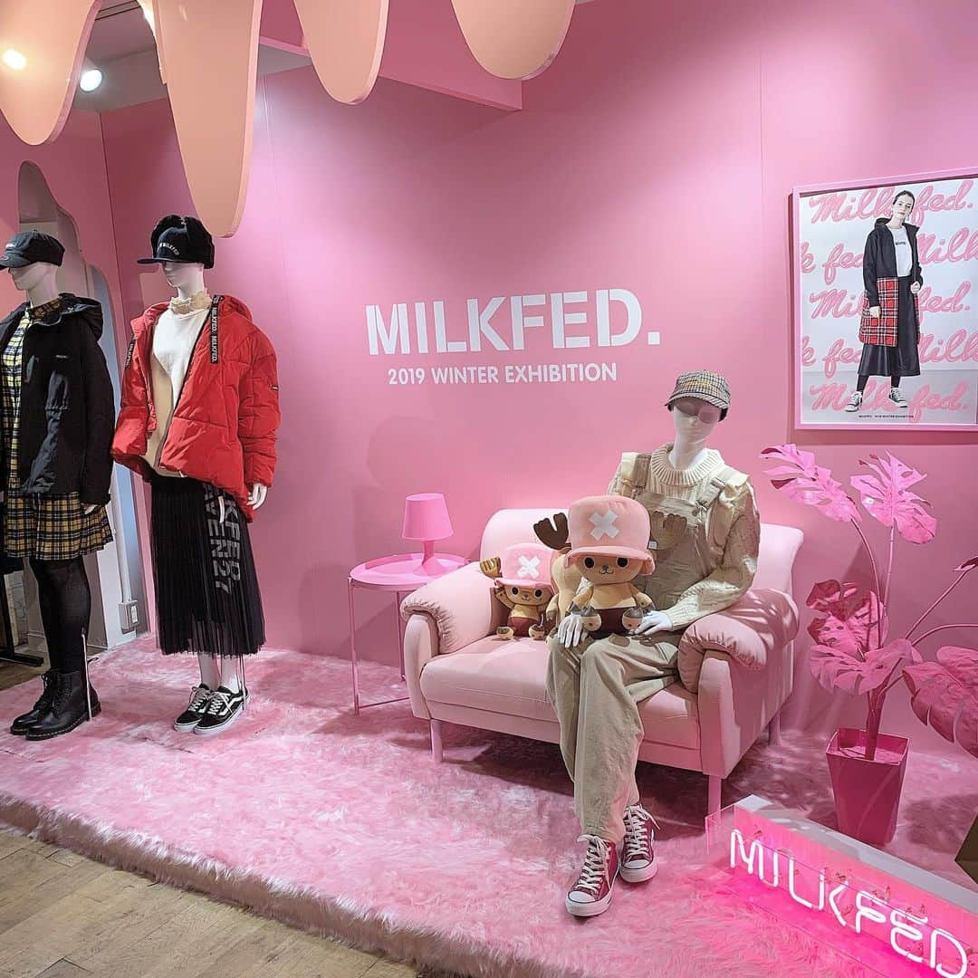 矢田伶華さんのインスタグラム写真 - (矢田伶華Instagram)「MILKFED.の展示会いってきた👗♡ . かわいいの沢山でした〜〜🥺。。。 プレゼントも頂いてはっぴーでした♡。 ありがとうございました🌼🌼 . . #展示会 #milkfed #ミルクフェド #milkfed2019winterexhibition #AW . #wear #fashion #ootd #outfit #ファッション #コーデ . . .」8月28日 23時38分 - reika_308