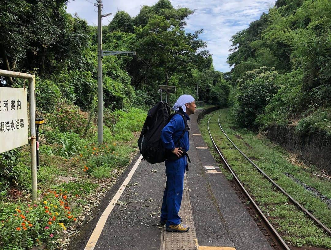 団長安田さんのインスタグラム写真 - (団長安田Instagram)「#団長秘境駅赤瀬駅 #秘境駅初の熊本 #団長安田 #安田大サーカス団長 #所さんのそこんトコロ  テレビ東京 所さんのそこんトコロスペシャル 8月30日夜9時放送」8月28日 23時55分 - dancyoyasuda