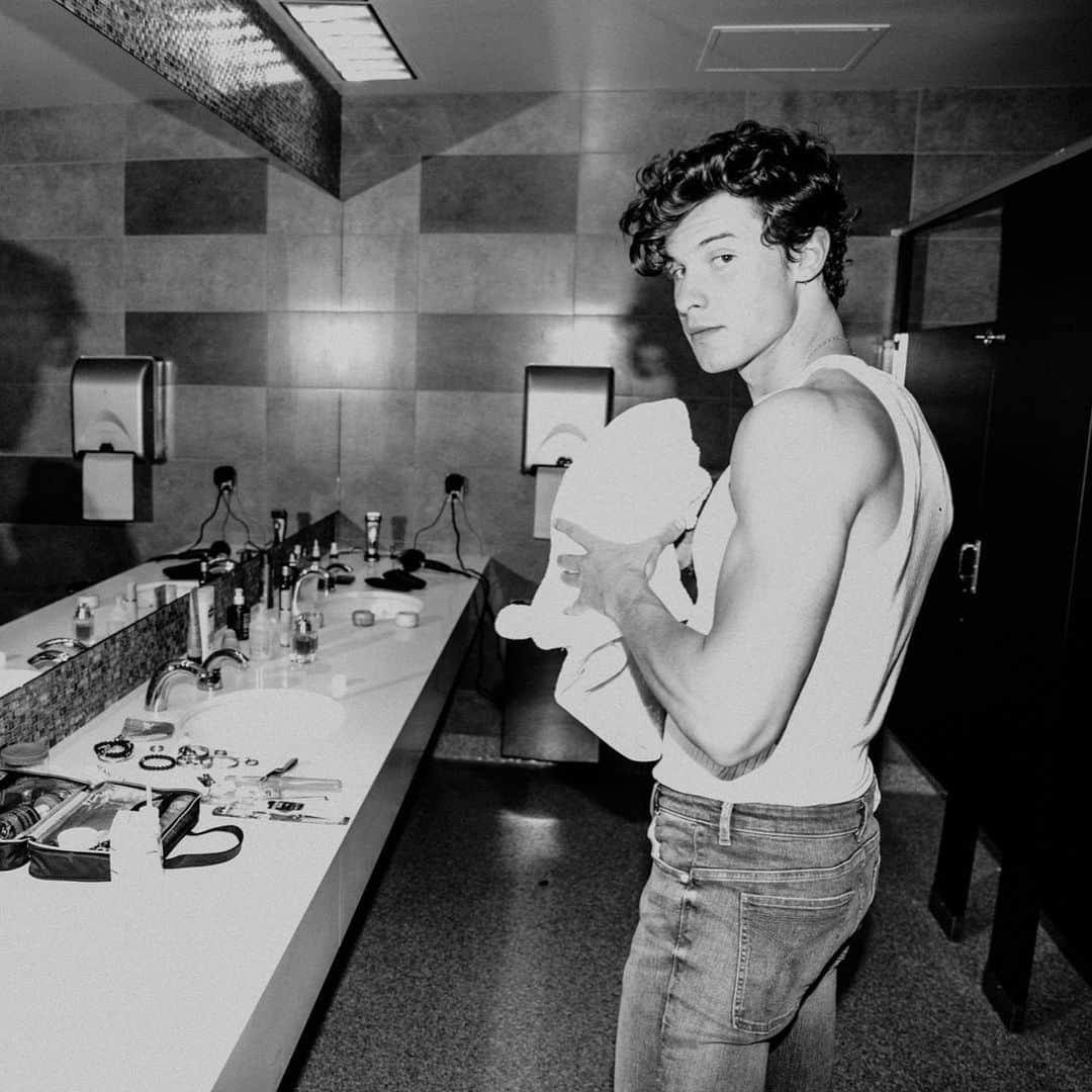 ショーン・メンデスさんのインスタグラム写真 - (ショーン・メンデスInstagram)「@josiahvandien」8月29日 0時04分 - shawnmendes