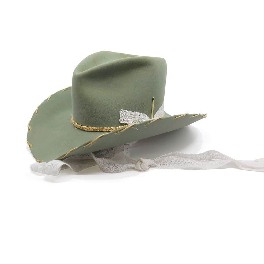 Nick Fouquetのインスタグラム：「✨Texas wedding hat ✨」
