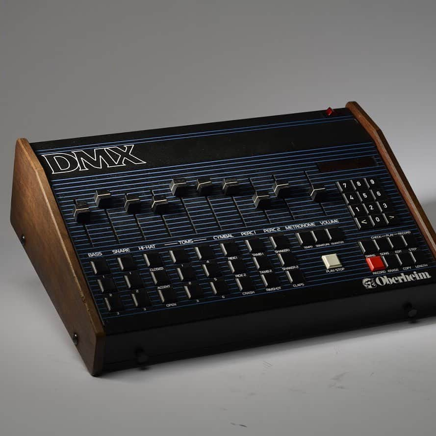 Red Bull Music Academyのインスタグラム：「Oberheim DMX ⠀⠀⠀⠀⠀⠀⠀⠀⠀ Introduced in 1981, the Oberheim DMX was the second digital drum machine sold as a commercial product. It samples real drum sounds and offers individual tuning controls for each voice and a swing function. ⠀⠀⠀⠀⠀⠀⠀⠀⠀ #Oberheim #OberheimDMX #Synthesizers #DrumMachine #RBMA ⠀⠀⠀⠀⠀⠀⠀⠀⠀ 📷: @drewgurian」