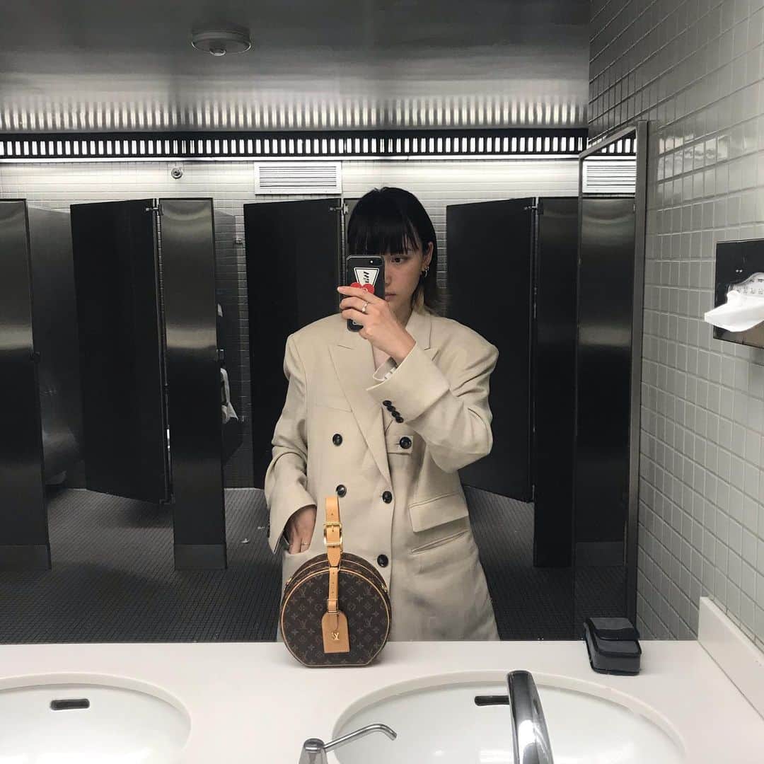 ハンナ・チャンのインスタグラム：「NY🤳🏻」