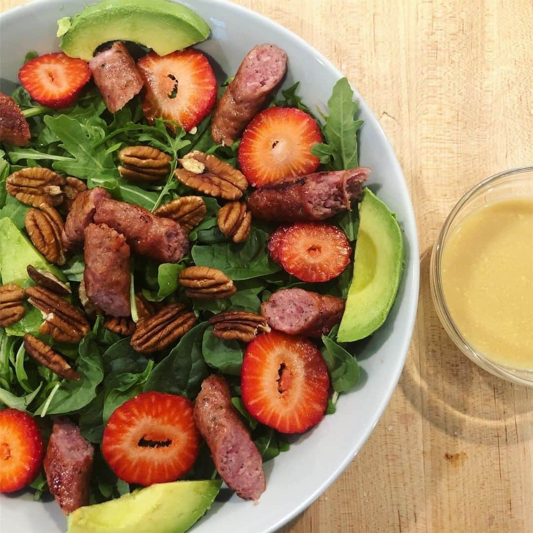 ジョンソンヴィルのインスタグラム：「Meat (😝) #Johnsonville #BrandAmbassador @jimcooksfoodgood. We dig the creative spin he brings to everyday meals, like Turkey Sausage dinner links for breakfast. His recipes are fun and he definitely knows how to make a meal #BetterWithSausage. Feast your eyes on this tasty summer salad. Product info & link to Jim's recipe at the link in our bio.  Maple Pecan, Strawberry, and Breakfast Sausage.  This late summer salad pairs #Johnsonville Turkey sausage with a maple dressing and sweet strawberries.  Dare I say breakfast sausage is better for dinner?  Recipe. Link. Bio.  #icookwhatiwant #sausage #salad #brandpartner #sundaysupper (via @jimcooksfoodgood)」