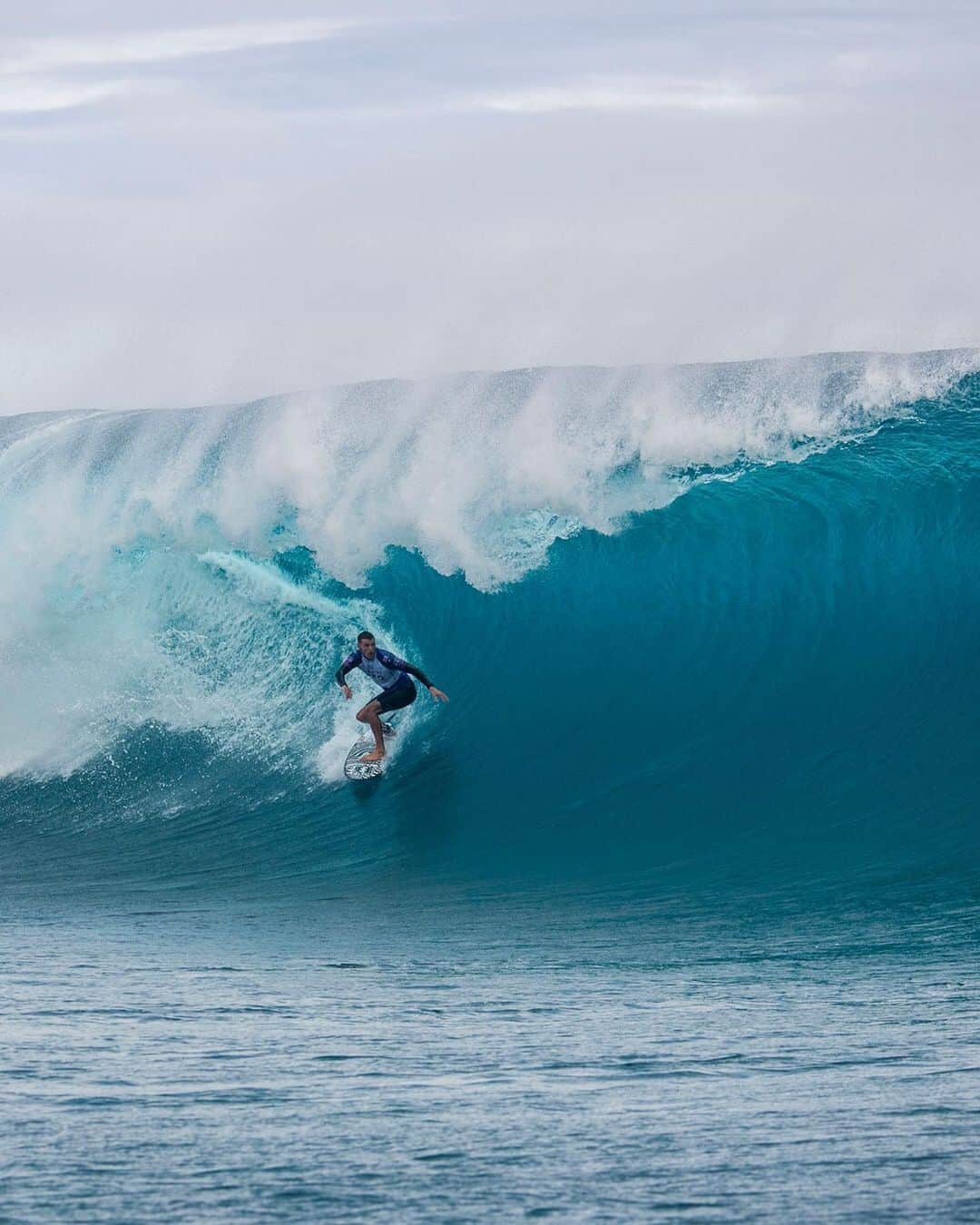 ビラボンさんのインスタグラム写真 - (ビラボンInstagram)「𝐀𝐮𝐠𝐮𝐬𝐭 𝟐𝟕, 𝟐𝟎𝟏𝟗: An incredible day for surfing, a terrible day for productivity.」8月29日 2時17分 - billabong