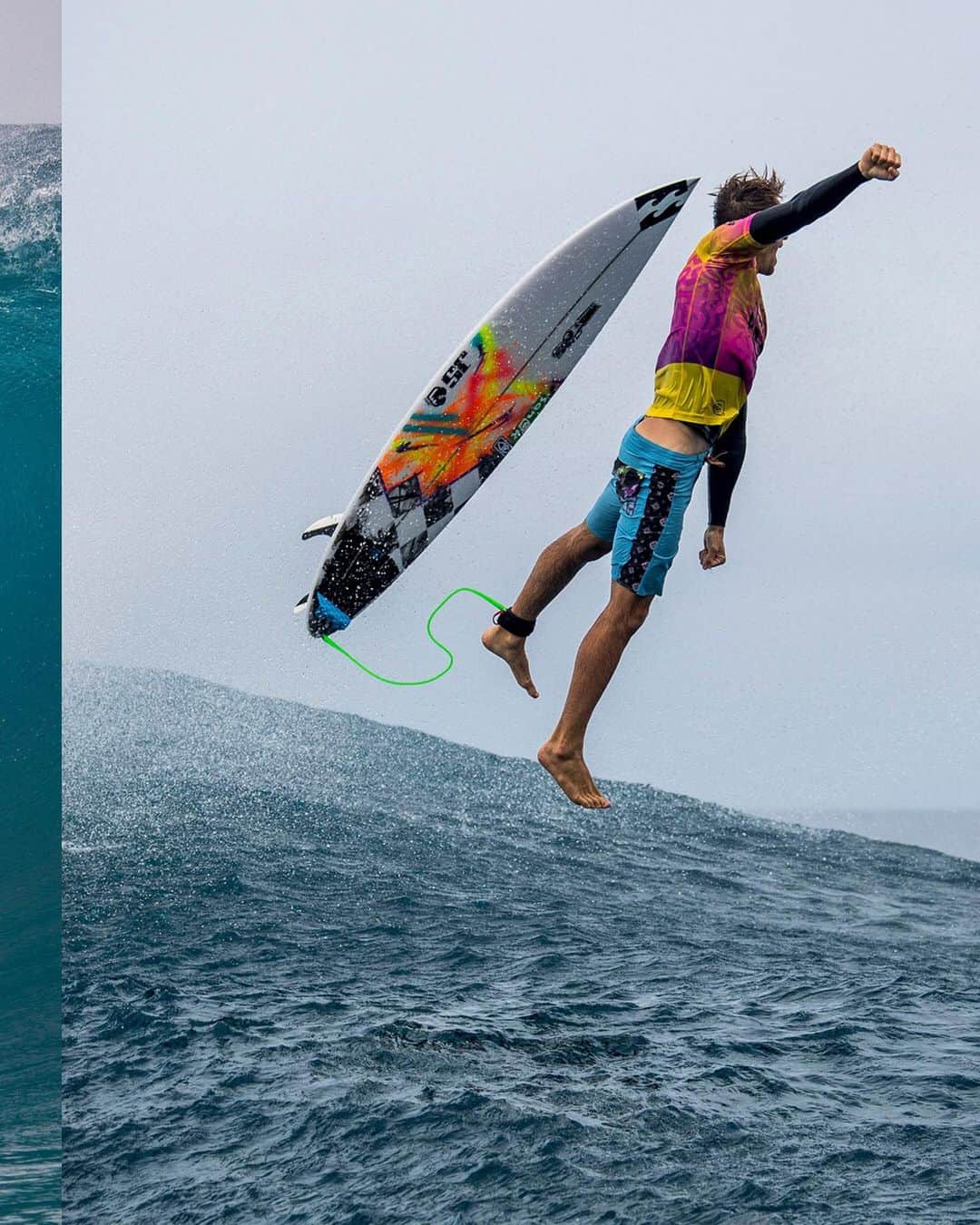 ビラボンさんのインスタグラム写真 - (ビラボンInstagram)「𝐀𝐮𝐠𝐮𝐬𝐭 𝟐𝟕, 𝟐𝟎𝟏𝟗: An incredible day for surfing, a terrible day for productivity.」8月29日 2時17分 - billabong