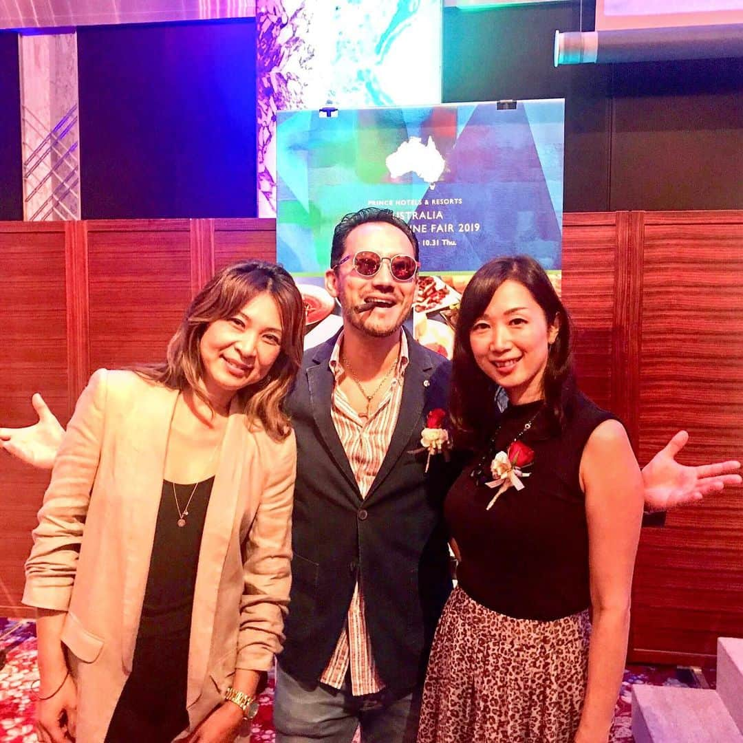 ベリッシモ・フランチェスコさんのインスタグラム写真 - (ベリッシモ・フランチェスコInstagram)「Viva Australia🎉 Last night great event in Tokyo! Francesco Bellissimo chef at “Australia food & wine fair 2019”🇦🇺🐨🦘ザ・プリンス・パークタワー東京で行われた素敵なイベント「オーストラリア フード&ワイン フェア2019」に参加させていただきました。おいしい食材がたくさん!😂👍Anche oggi lavoro duro!🤣 #ベリッシモ #francescobellissimo #chef #tvchef #celebritychef #vip #料理研究家 #料理家 #イケメン料理家 #luxurylifestyle #vitamondana #australia #オーストラリア #australiafoodwinefair2019 #nightlifetokyo #nightlife #芸能人 #イタリア人 #イタリアの種馬 #japanesegirls #italianstyle #princeparktowertokyo #party #パリピ #enjoylife #momemagnoercanguro🦘」8月29日 13時03分 - bellissimoyoshi