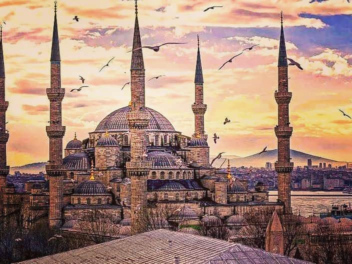 JULIEN D'YSさんのインスタグラム写真 - (JULIEN D'YSInstagram)「#sultanahmetcamii #blue mosque💙 I miss this view so much #istanbul💙#28.aout.2019🕊for Steve #stevehiett#istanbul tu es tatoué sur mon cœur pour toujours ❤️」8月29日 4時14分 - juliendys