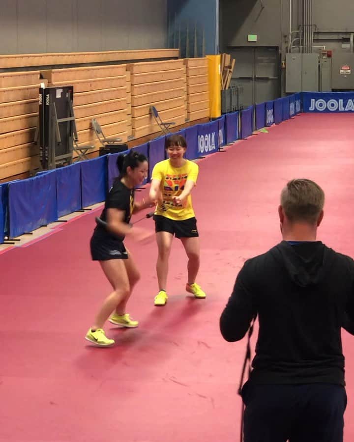 リリー・チャンのインスタグラム：「Just doing some physical training with a World Cup Champion - it’s casual. Thanks @coachbartb for the “easy” practice 😅」