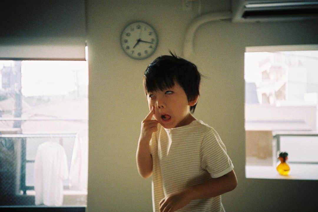 花盛友里さんのインスタグラム写真 - (花盛友里Instagram)「昨日の夜は長男にガチギレ！ 人生で一番怒ったかもだわ、、。 わたしたちの遺伝子がそうさせるのか、非常にお調子者な長男。 先が思いやられるぜええええ。  本当子育てってむずかしー！」8月29日 5時48分 - yurihanamori