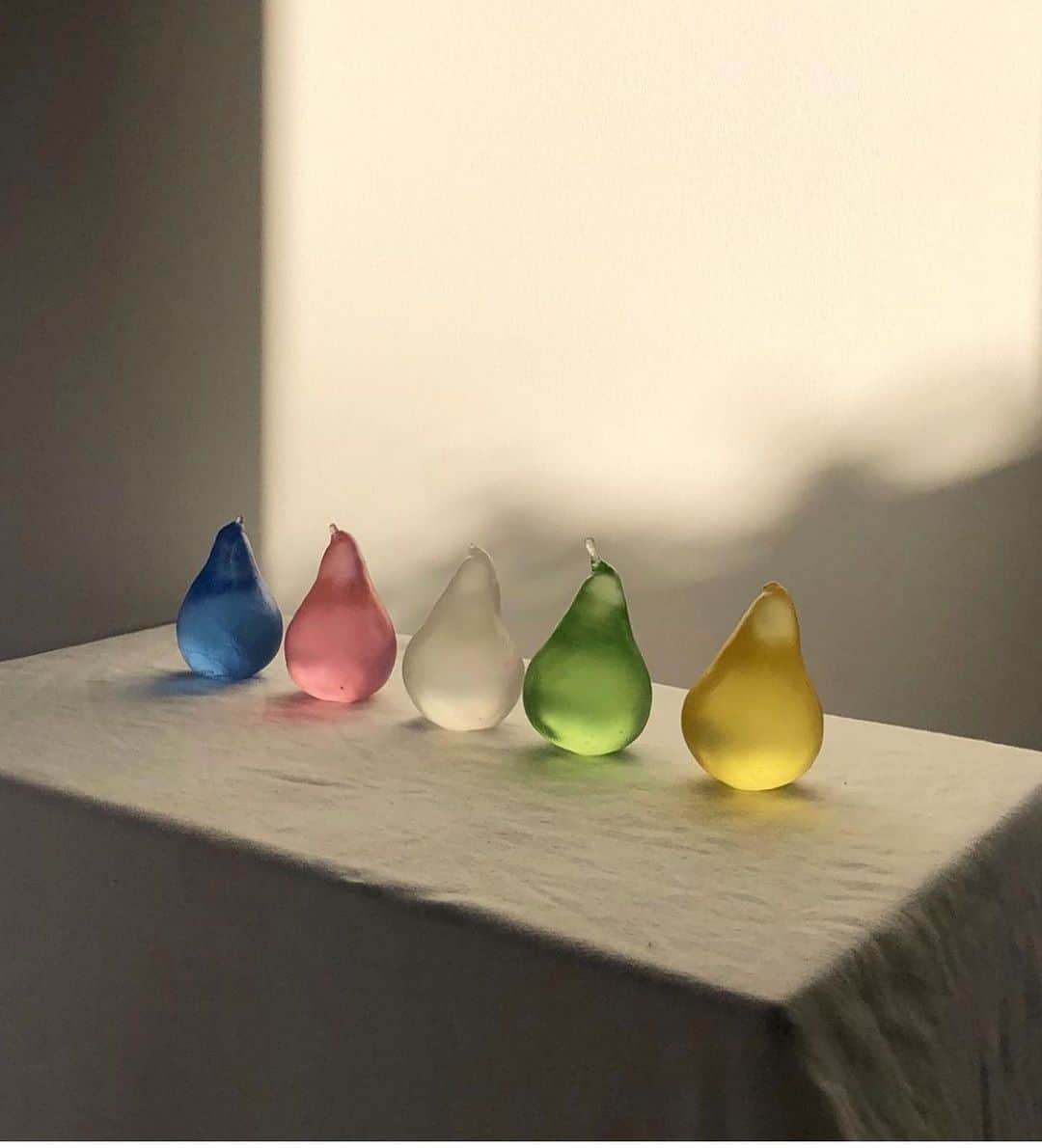 The Cool Hunterさんのインスタグラム写真 - (The Cool HunterInstagram)「Handmade glass fruit available from TCH store @shop_thecoolhunter #swipeleft」8月29日 6時31分 - thecoolhunter_