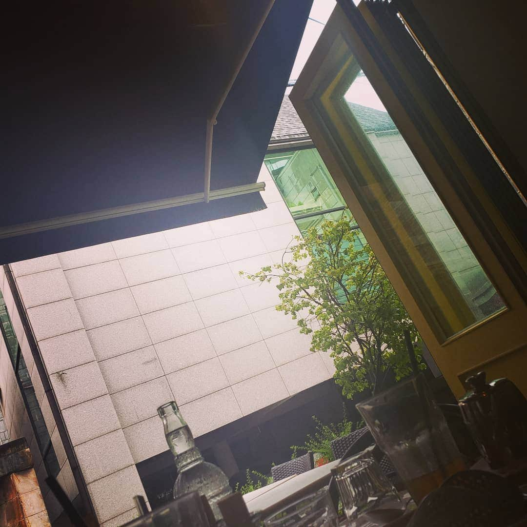 Pileさんのインスタグラム写真 - (PileInstagram)「비가많이와서 지금....☔ #rain #rainyday」8月29日 13時18分 - pi_channnn52