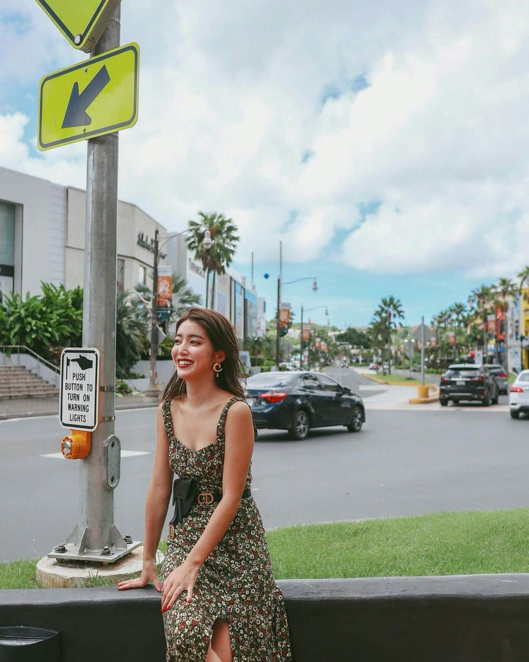 大口智恵美さんのインスタグラム写真 - (大口智恵美Instagram)「Pleasure Island♡ ショッピングからエンターテイメントまで全て揃ったストリート。 お買い物したり水族館に行ったり、夜はSea Grill Restaurantでdinnerしたりと1日ここで楽しめる♡ #plesureislandguam  #seagrillguam #seagrill」8月29日 8時48分 - chemiiiii