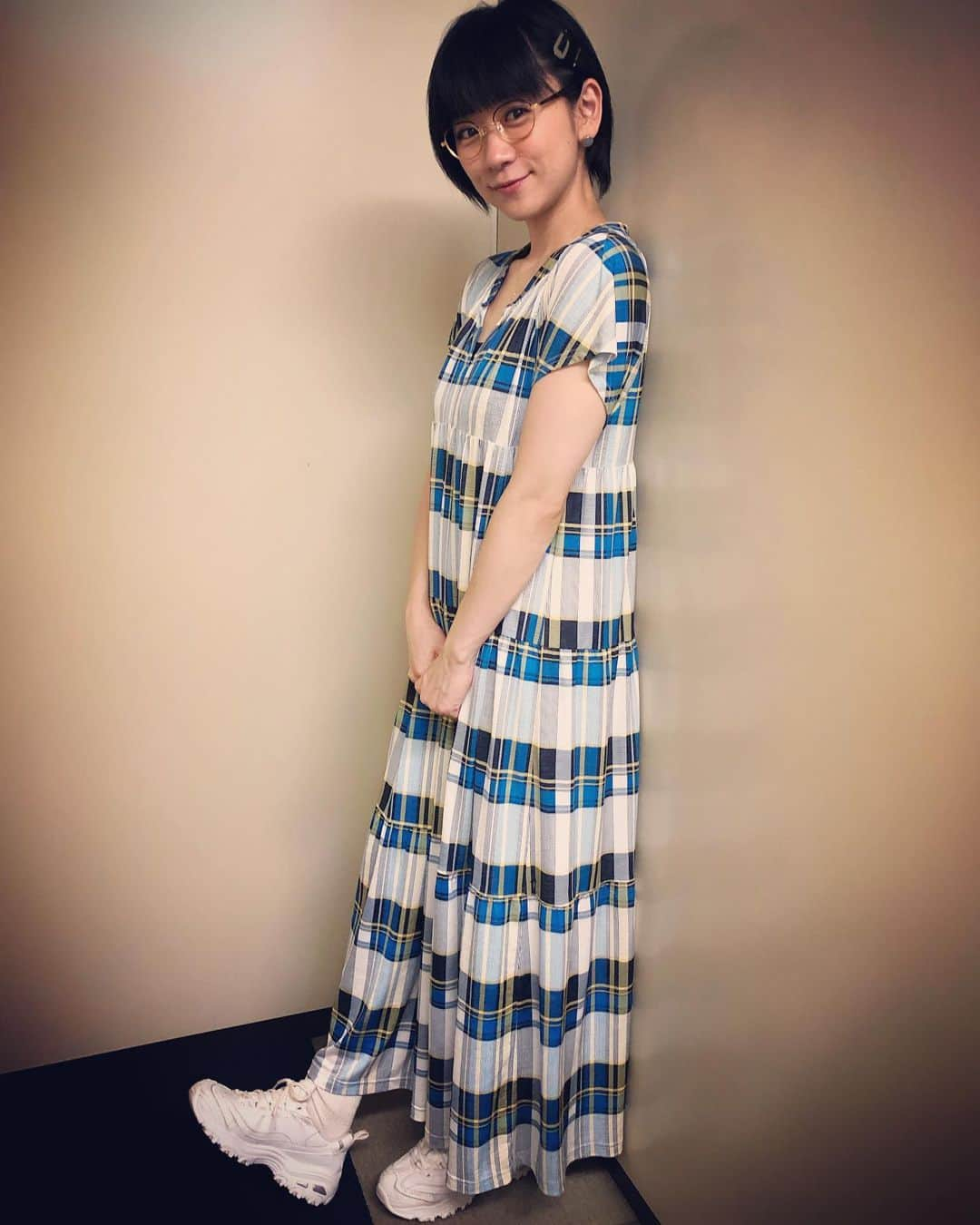 時東ぁみさんのインスタグラム写真 - (時東ぁみInstagram)「一生俺についてこい！！ ・ 昨日AmebaFRESH!『今すぐあやかりたい！幸せ術』生出演ありがとうございました💕 手相も考え方も褒められて、すごく嬉しかったー！！ メガポジティブは間違ってなかったんだなって🤓 ・ ファンの方達にも幸せわけられるように頑張るからね💕 ・ #時東ぁみ #abemafresh #今すぐあやかりたい幸せ術 #生出演 #占い #手相 #原アンナ さん #カノアルル 先生 #桜華 先生 #褒められた #ポジティブ #メガポジティブ #幸せ #笑顔 #一生俺についてこい」8月29日 8時54分 - amitokito