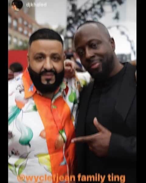 ワイクリフ・ジョンのインスタグラム：「@djkhaled funny how time fly 🎸🎸🎸🎸🎸🎸🎸🎸🎸🎸」