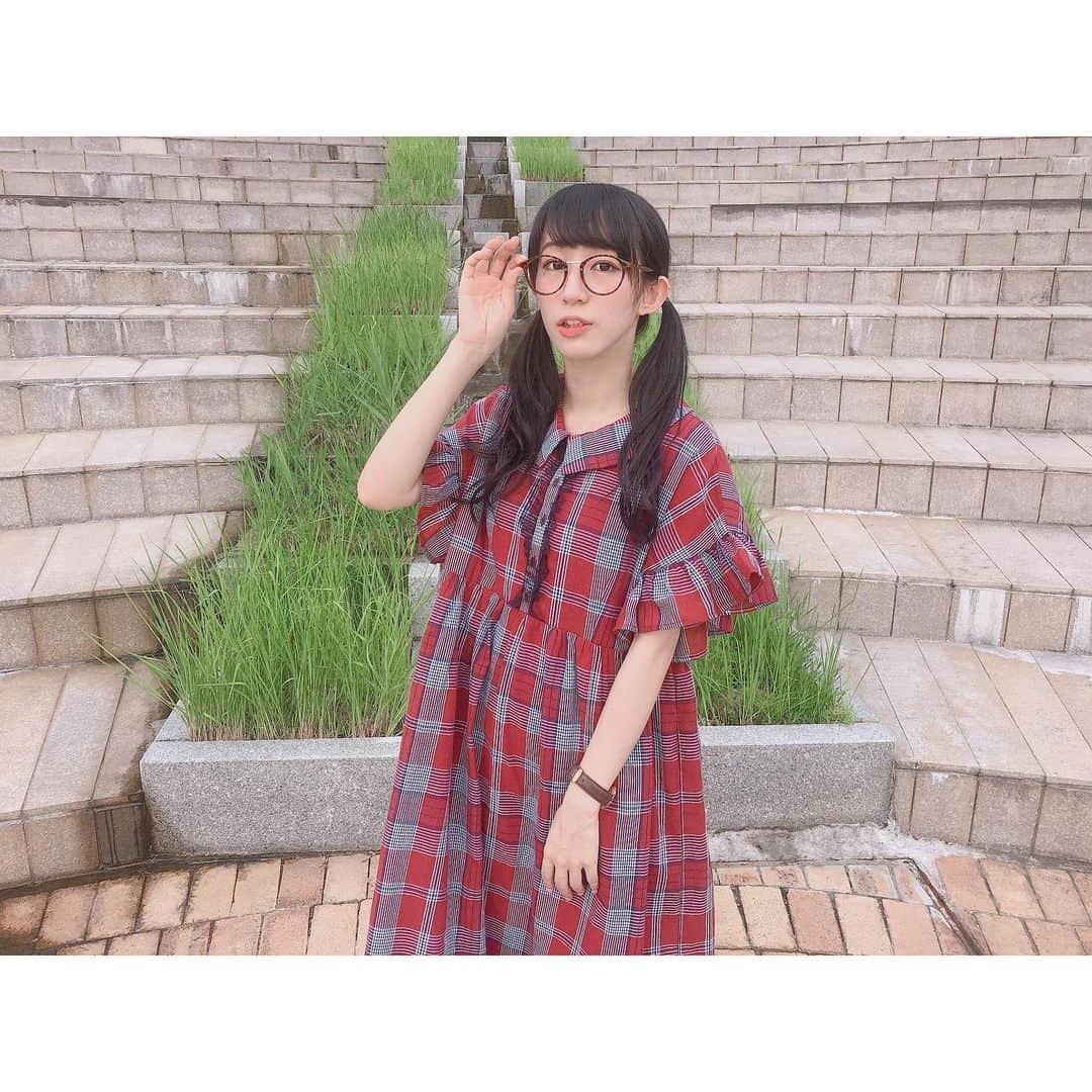 やっこさんのインスタグラム写真 - (やっこInstagram)「👓﻿ ﻿ ﻿ ﻿ ﻿ ﻿ ﻿ 動画をあげました👓﻿ 久しぶりのソロはまなこ振りの曲〜！﻿ ﻿ めずらしくメガネかけたよ﻿ みてね〜〜！！！﻿ ﻿ ﻿ ﻿ 【やっこ】お気に召すまま 踊ってみた【メガネ】﻿ https://sp.nicovideo.jp/watch/sm35607908?cp_webto=share_others_iosapp﻿ ﻿ ﻿ ﻿ ﻿ ﻿ ﻿ #やっこ #踊ってみた #お気に召すまま #ワンピース  #onepiece #merryjenny #shoes #majesticlegon」8月29日 21時27分 - yakko928