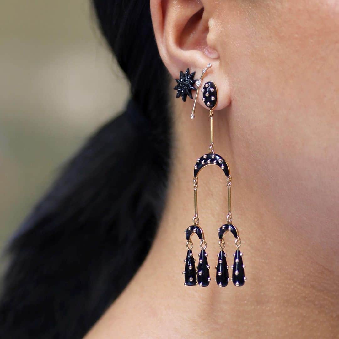 ルル フロストのインスタグラム：「This sale has a ring to it | Enjoy 20% off all Earrings + Rings* now through 9/2/19 with code: RINGS20. Shop the sale via link in bio. *Excludes Fine Vintage + Frost Fine Charm earrings.」