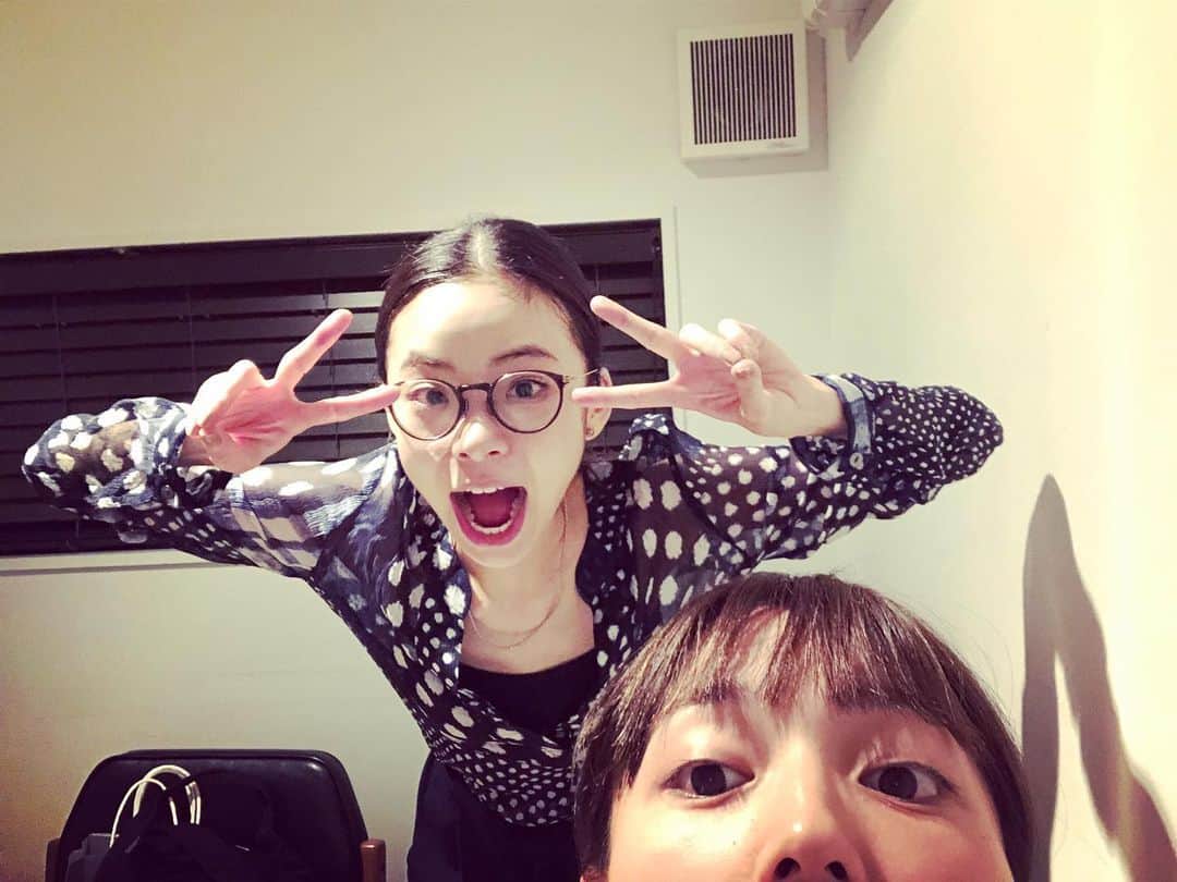 川口春奈さんのインスタグラム写真 - (川口春奈Instagram)「必ずハグしたくなる人。可愛くて優しくて男前で繊細で愛情深い人！ これからもずっとずっと死ぬまで一緒にいたい♡なかなか会えなくてもいつも想ってるよー！いつもありがとう♡♡」8月29日 14時00分 - haruna_kawaguchi_official