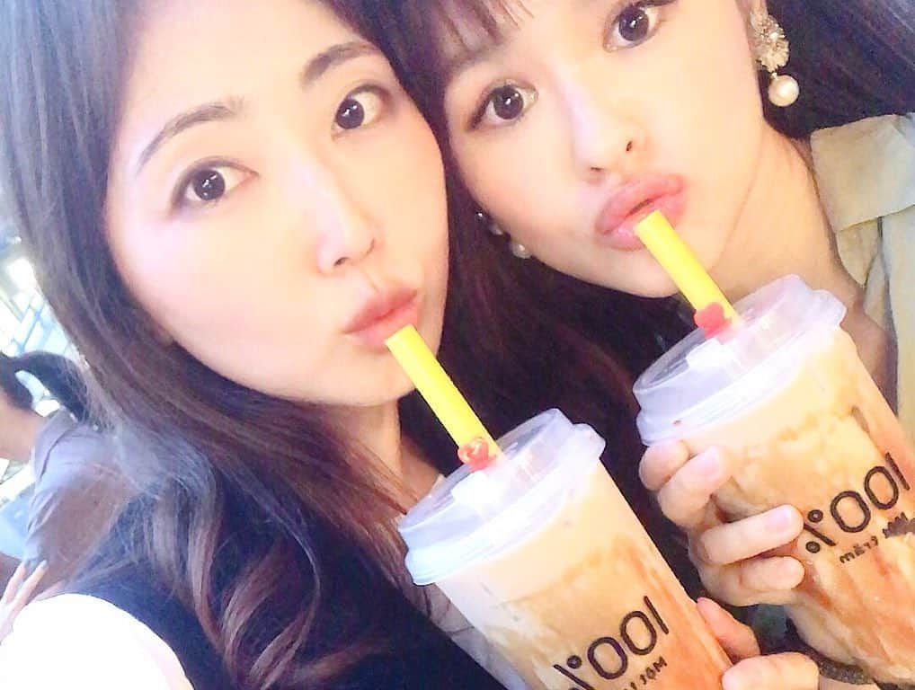 昆夏美さんのインスタグラム写真 - (昆夏美Instagram)「. 🐣タピ活🐣 福岡でのとある日、 #ゴンチャ 初挑戦の 光夫さんと海宝くんと タピオカ好きの生ちゃんと♡ 私はいつもウーロンタピオカミルクティー🤤 . 福岡で飲んで感動した #モッチャム にさやちゃんと東京で♡ 沖縄黒糖ミルク美味しすぎ🤤」8月29日 14時04分 - konnatsumi