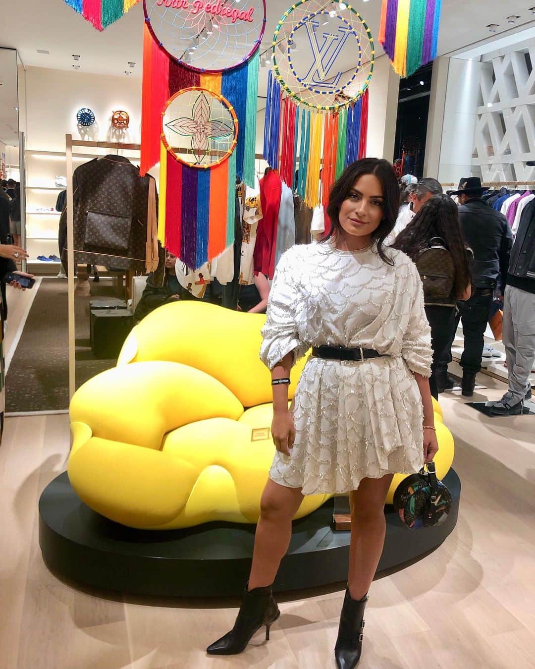 Ana Brenda Contrerasのインスタグラム：「Total look @louisvuitton #LvMexico @hecpardo」