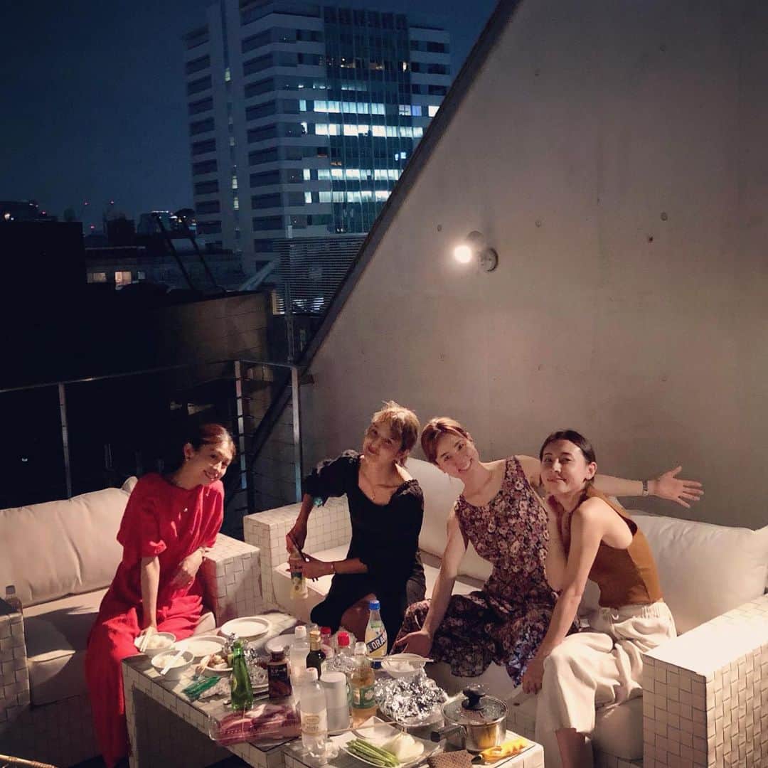 木野園子のインスタグラム：「夏っぽい写真。夏が終わる前に。BBQ🍖  #summer #bbq」