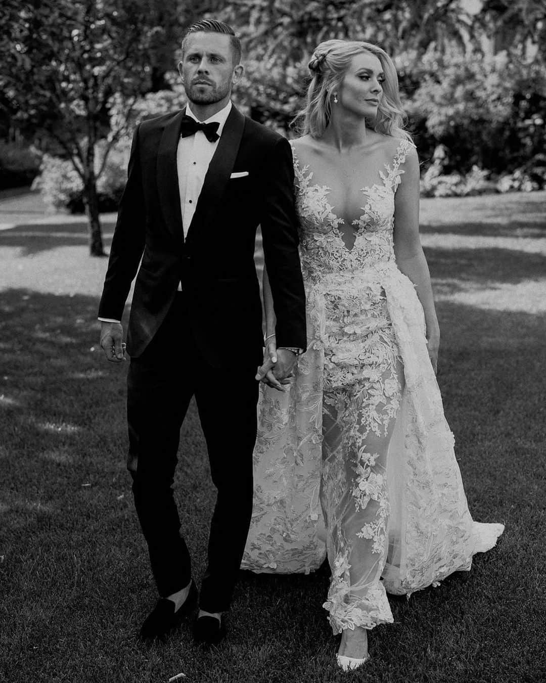 Galia Lahavさんのインスタグラム写真 - (Galia LahavInstagram)「Royal Couple | our stunning #GLBride @alexandrahelga looking truly majestic in our #LilyRose gown #GLCouture 📷 @lucasandcophotography」8月29日 14時52分 - galialahav