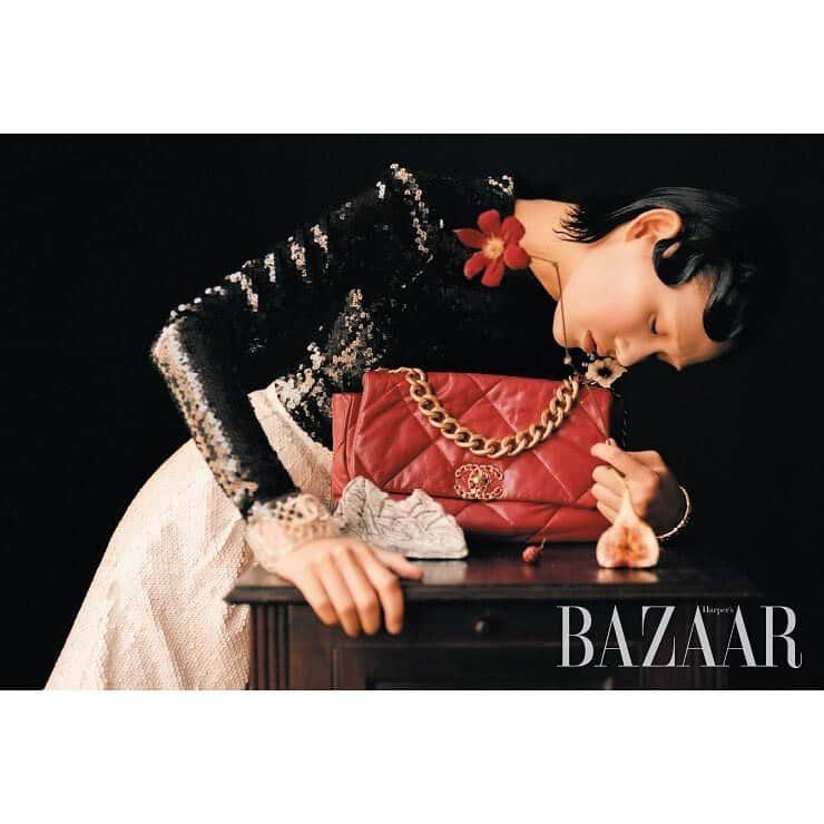 EZさんのインスタグラム写真 - (EZInstagram)「@harpersbazaarkorea ♥️」8月29日 15時22分 - ez_ez_ez_