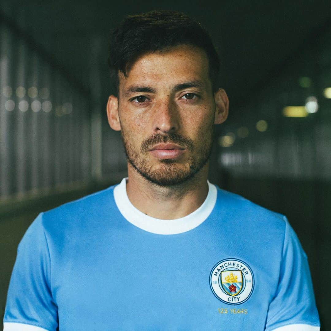 PUMA Footballさんのインスタグラム写真 - (PUMA FootballInstagram)「You asked for it, we deliver 🤝✅ The @mancity family presents the 125 years anniversary capsule collection.  On sale now.」8月29日 16時03分 - pumafootball