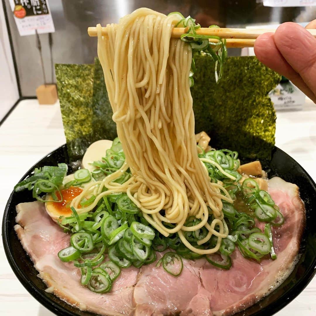 MAX鈴木のグルメインスタ