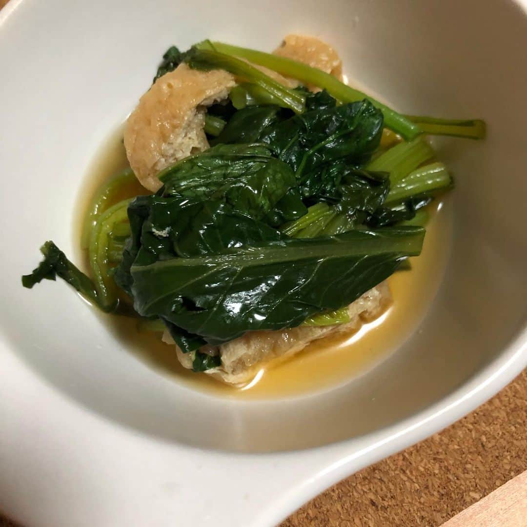 マグナム北斗さんのインスタグラム写真 - (マグナム北斗Instagram)「お馴染みの小松菜の煮浸し。結局、俺がこれを好きなんよね。」8月29日 18時05分 - magnum0316