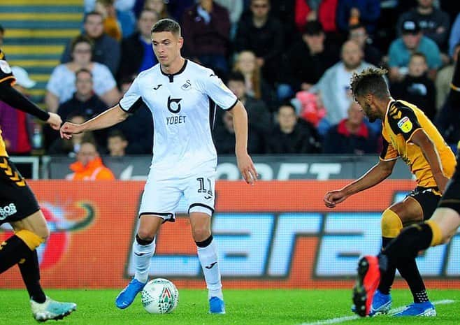 クリストファー・ピーターソンさんのインスタグラム写真 - (クリストファー・ピーターソンInstagram)「Fantastic performance from the whole team yesterday. On a personal note felt great to score my first goal for the Swans. Big thanks to the Jacks Army for the mad support. #yjb」8月29日 18時56分 - krispeterson7