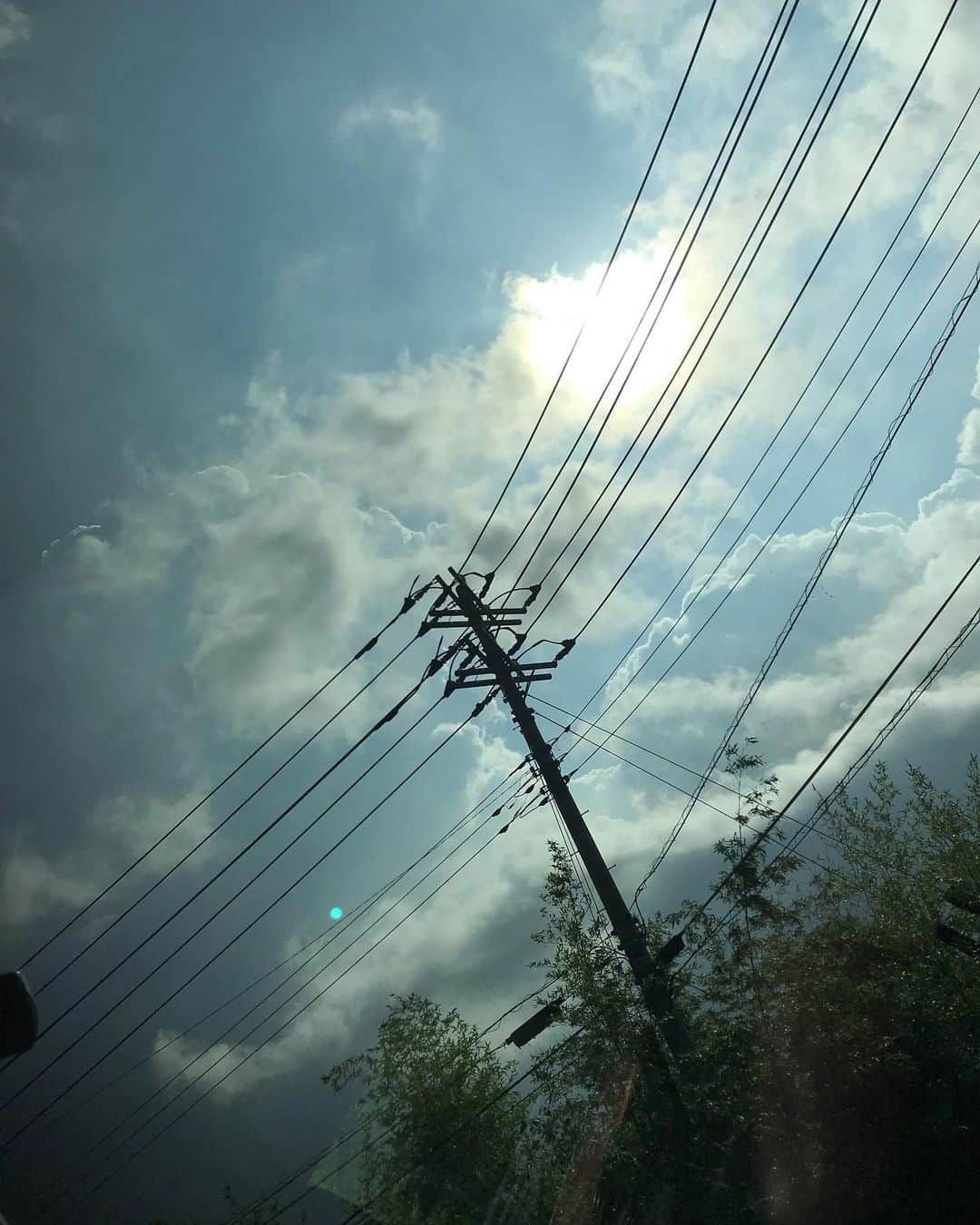 renさんのインスタグラム写真 - (renInstagram)「・ ・ 千葉県の空と電線です。 #ご報告とかに使うような画像ですが特にご報告がない ・ ・」8月29日 18時57分 - _reeen_