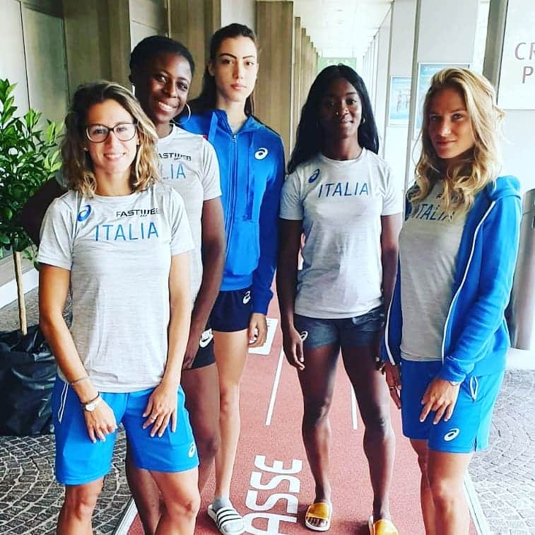 アイリーン・シラグサさんのインスタグラム写真 - (アイリーン・シラグサInstagram)「Back with my blue team in Diamond League Final 💎💎💎 100mt B race at 19.07 and 4x100mt at 21.54! Stay tuned! - - - #trackandfield #competition #team #athleisure #roadtodoha #weltklasse #zurich #bluegirl #italyteam #race #diamondleague #squad #asicswomen #asics #asicsteam #imoveme #relay」8月29日 19時07分 - irenesiragusa