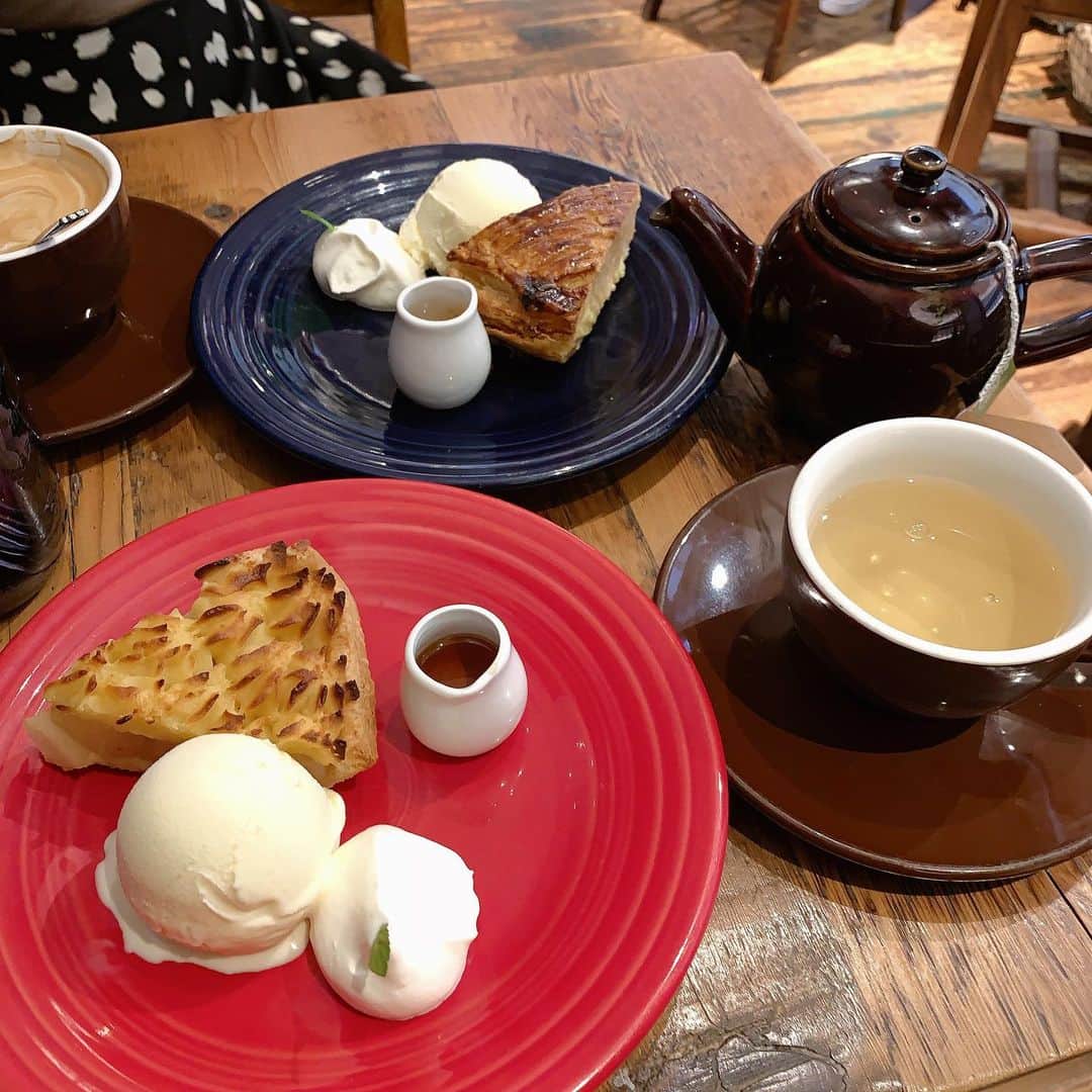 榊本麻衣のグルメインスタ