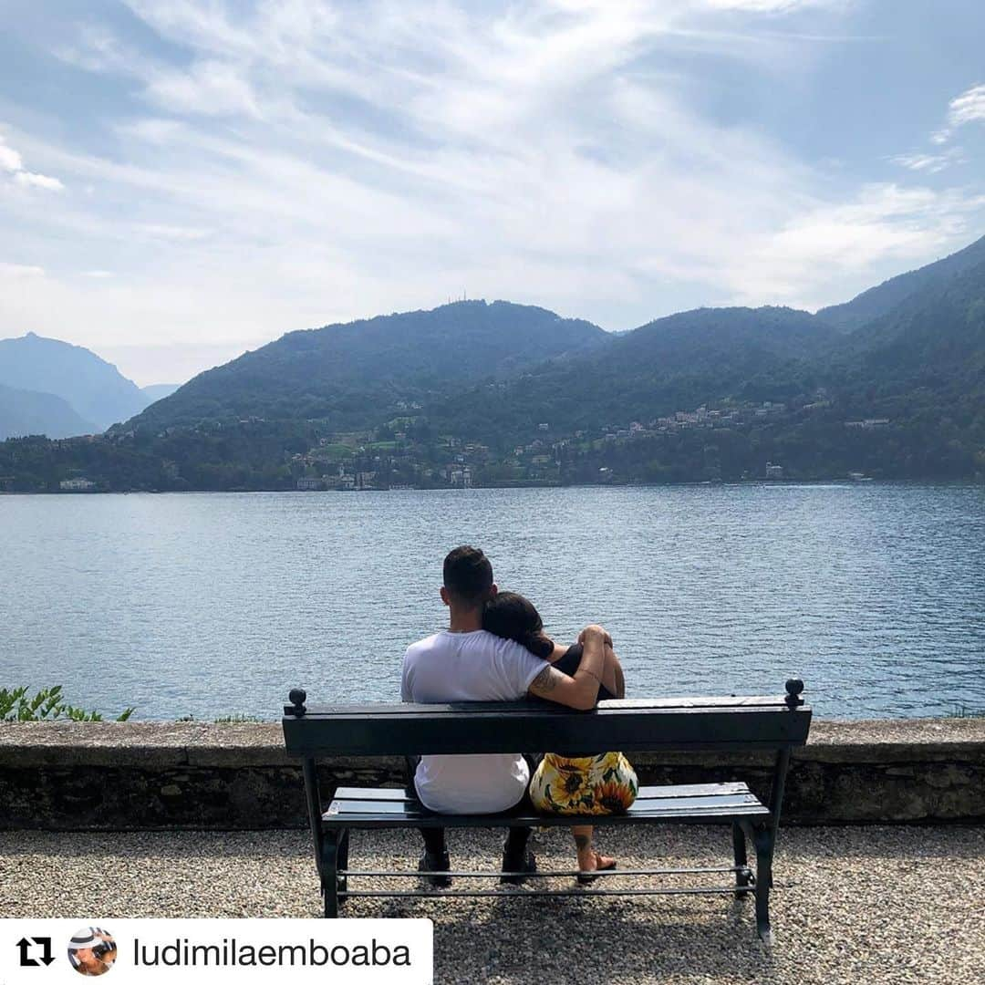 オスカルさんのインスタグラム写真 - (オスカルInstagram)「Eu também meu amor ❤️❤️ #Repost @ludimilaemboaba with @get_repost ・・・ Eu poderia ficar aqui pra sempre...」8月29日 20時34分 - oscar_emboaba